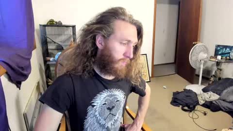 Snapshot of kaiku77 chatting on 03-04-25, 08:05 Kaiku77 online show from 03-04-25, 08:05