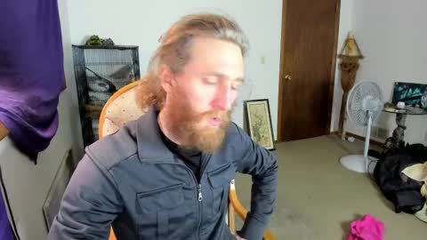 Snapshot of kaiku77 chatting on 03-05-25, 03:29 Kaiku77 online show from 03-05-25, 03:29