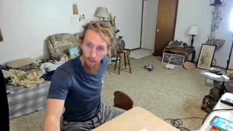 Snapshot of kaiku77 chatting on 09-19-25, 03:52 Kaiku77 online show from 09-19-25, 03:52