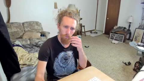 Snapshot of kaiku77 chatting on 09-22-25, 04:47 Kaiku77 online show from 09-22-25, 04:47