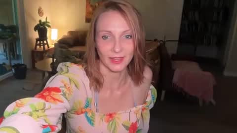 Kailee Smile online show from 06-20-26, 04:48