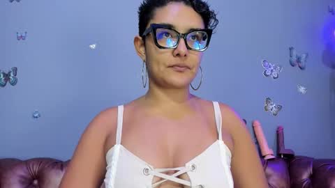 kaira_mosse_ online show from 10-15-25, 10:15