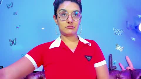kaira_mosse_ online show from 05-17-26, 11:50