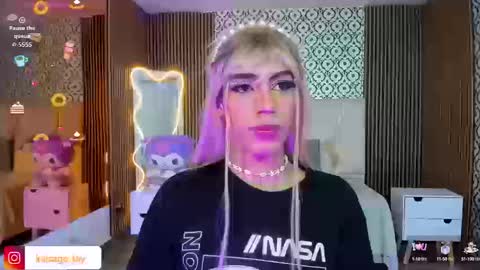 Snapshot of kaisage_tay chatting on 09-19-25, 03:41 kaisage_tay online show from 09-19-25, 03:41