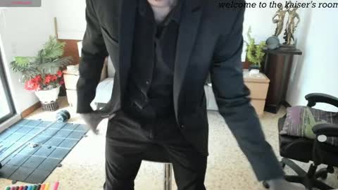 kaiser679 online show from 04-15-26, 05:53