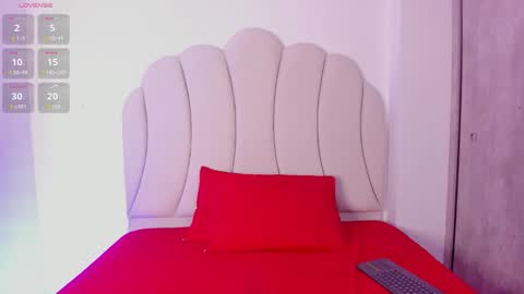 Kaity Lane online show from 11-24-25, 11:48