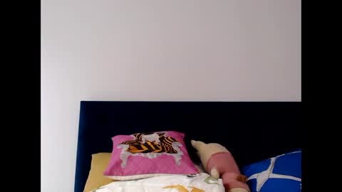 Snapshot of kajasexydoll4u chatting on 09-30-25, 08:30 Kajasexydoll4u online show from 09-30-25, 08:30