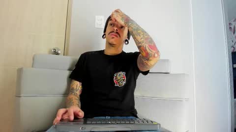 Kale online show from 12-15-25, 11:03