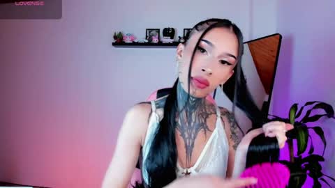 Snapshot of kali_ka chatting on 05-23-26, 03:49 Kali Ka Please help me with your thumbs up its important dont forget my birthday on October 26 online show from 05-23-26, 03:49