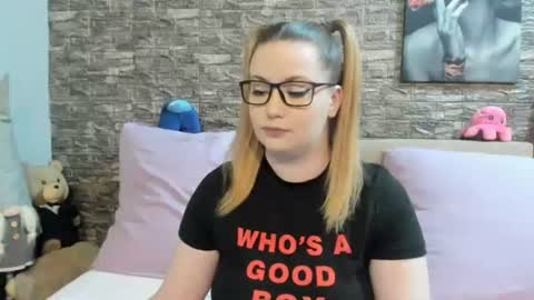 kalindahot online show from 07-04-26, 06:03