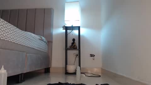 ONLY FANS  cami0777 FANSLY Camilabcruz777    instagram  online show from 02-01-25, 03:07