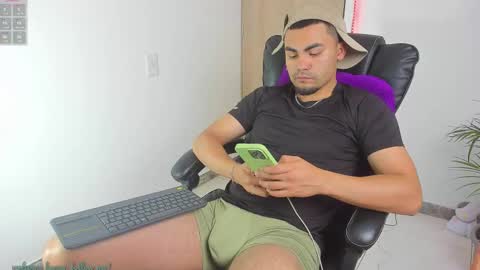 K A L I online show from 02-25-26, 07:40