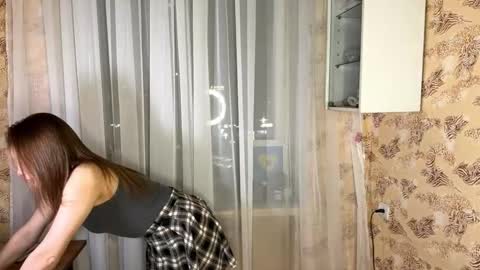 Kallie online show from 12-17-25, 02:12