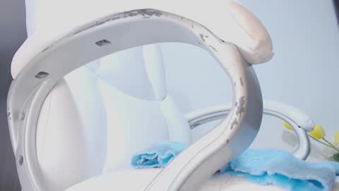 Hannah online show from 10-31-25, 04:35