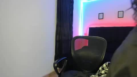 Online 800 to 1400 online show from 05-28-26, 11:57
