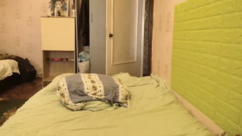 Snapshot of kameliy666 chatting on 02-04-25, 11:49 Kameliy666 online show from 02-04-25, 11:49