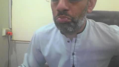 Snapshot of kami99099 chatting on 05-12-26, 05:48 kami99099 online show from 05-12-26, 05:48