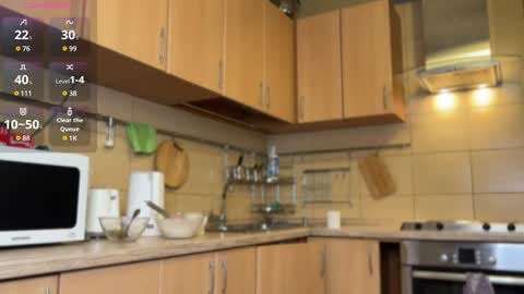 Snapshot of kamila_2x2 chatting on 01-18-25, 10:06 Kamila online show from 01-18-25, 10:06