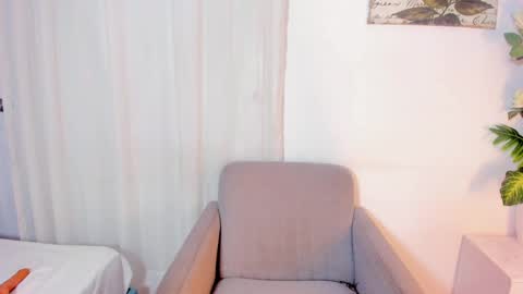   online show from 03-08-25, 02:08