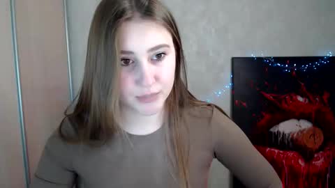 kamilla_love_ online show from 04-13-26, 12:54