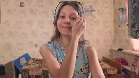 Mari  Simmons online show from 10-08-25, 06:33