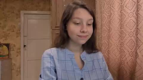 Mari  Simmons online show from 10-26-25, 06:19