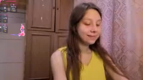 Mari  Simmons online show from 11-25-25, 08:47