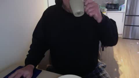 Cam with Me Vixens DM me online show from 04-12-26, 01:05