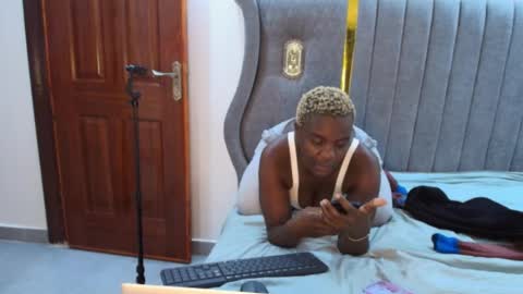 Snapshot of kandy_springs chatting on 05-30-26, 05:10 kandy_springs online show from 05-30-26, 05:10