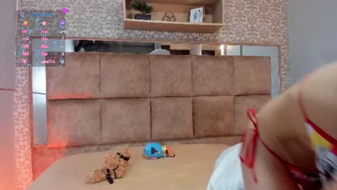 hello  Im Danni online show from 06-20-26, 12:08