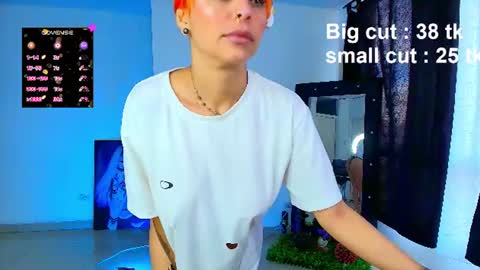 hello  Im Danni online show from 07-20-26, 12:29