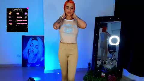 hello  Im Danni online show from 07-25-26, 01:04