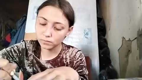 Eva online show from 06-12-26, 04:06