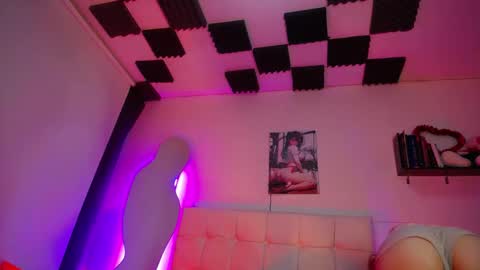 Snapshot of kaoz_33 chatting on 03-01-25, 07:48 kaoz_33 online show from 03-01-25, 07:48