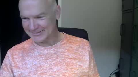 Robbie online show from 05-06-26, 04:52