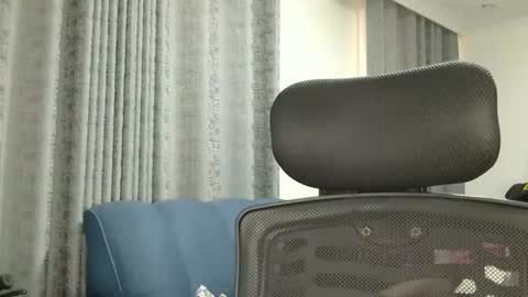 karalyn1 online show from 05-27-26, 07:38