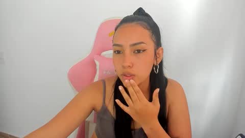 Snapshot of karely_sweet_ chatting on 05-14-26, 05:09 karely_sweet_ online show from 05-14-26, 05:09