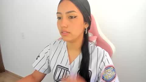 Snapshot of karely_sweet_ chatting on 05-22-26, 03:17 karely_sweet_ online show from 05-22-26, 03:17