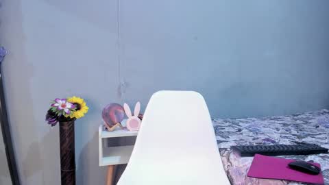 Snapshot of karenconnors chatting on 01-08-25, 07:45 Karen online show from 01-08-25, 07:45