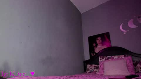 Snapshot of karenconnors chatting on 01-14-25, 02:29 Karen online show from 01-14-25, 02:29
