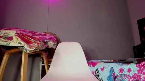 Snapshot of karenconnors chatting on 02-28-25, 05:48 Karen online show from 02-28-25, 05:48