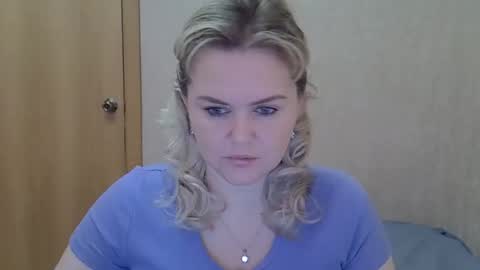 karennelsonx online show from 04-19-26, 06:56