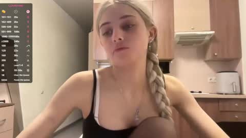May online show from 05-11-26, 01:06