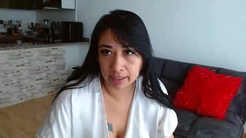 Snapshot of karime_lee chatting on 05-29-26, 12:25 karime lee online show from 05-29-26, 12:25
