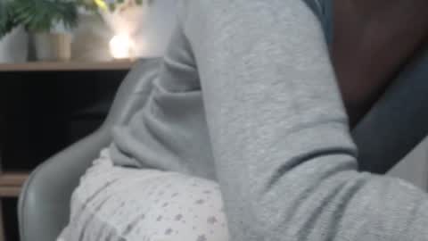 Snapshot of karin_lover chatting on 10-17-25, 06:16 You can call me K  online show from 10-17-25, 06:16