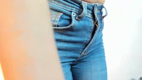 Snapshot of karina2smith chatting on 01-21-25, 02:11 karina online show from 01-21-25, 02:11