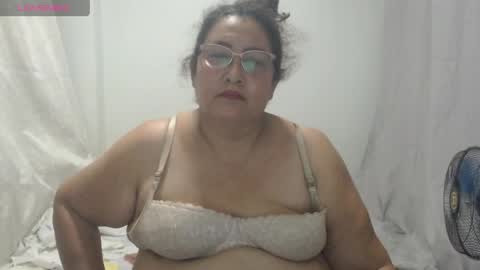 Karina online show from 04-14-26, 03:45