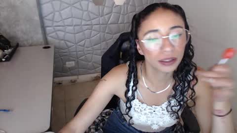 karinaa_m_ online show from 01-15-26, 06:44
