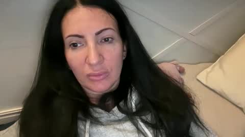 Karina online show from 04-15-26, 03:35
