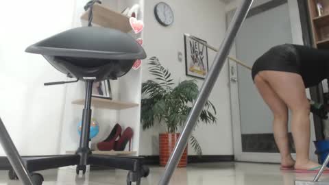 Karin online show from 01-24-25, 12:10